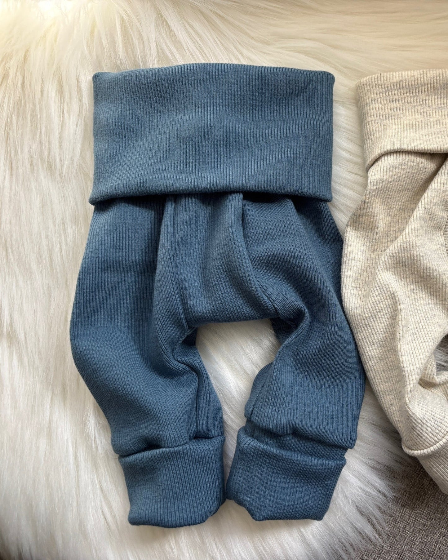 Heathered Oatmeal Grow With Me Gusset Pants